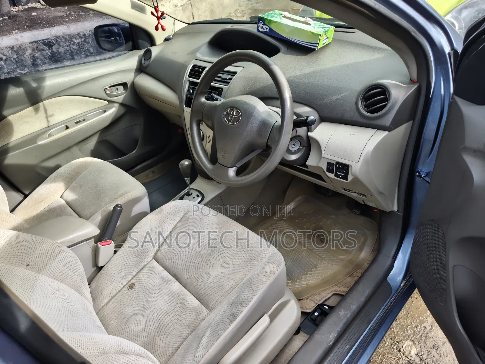 Toyota Belta 2009 Blue
