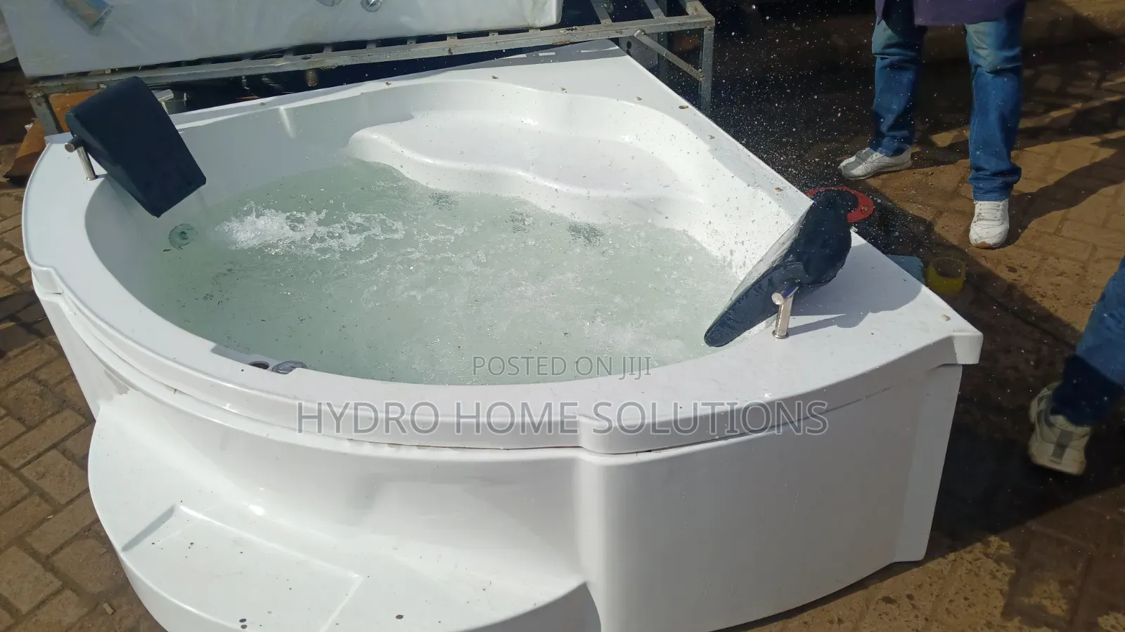 Luxury Corner Jacuzzi Bathtub – Relaxation Meets Elegance
