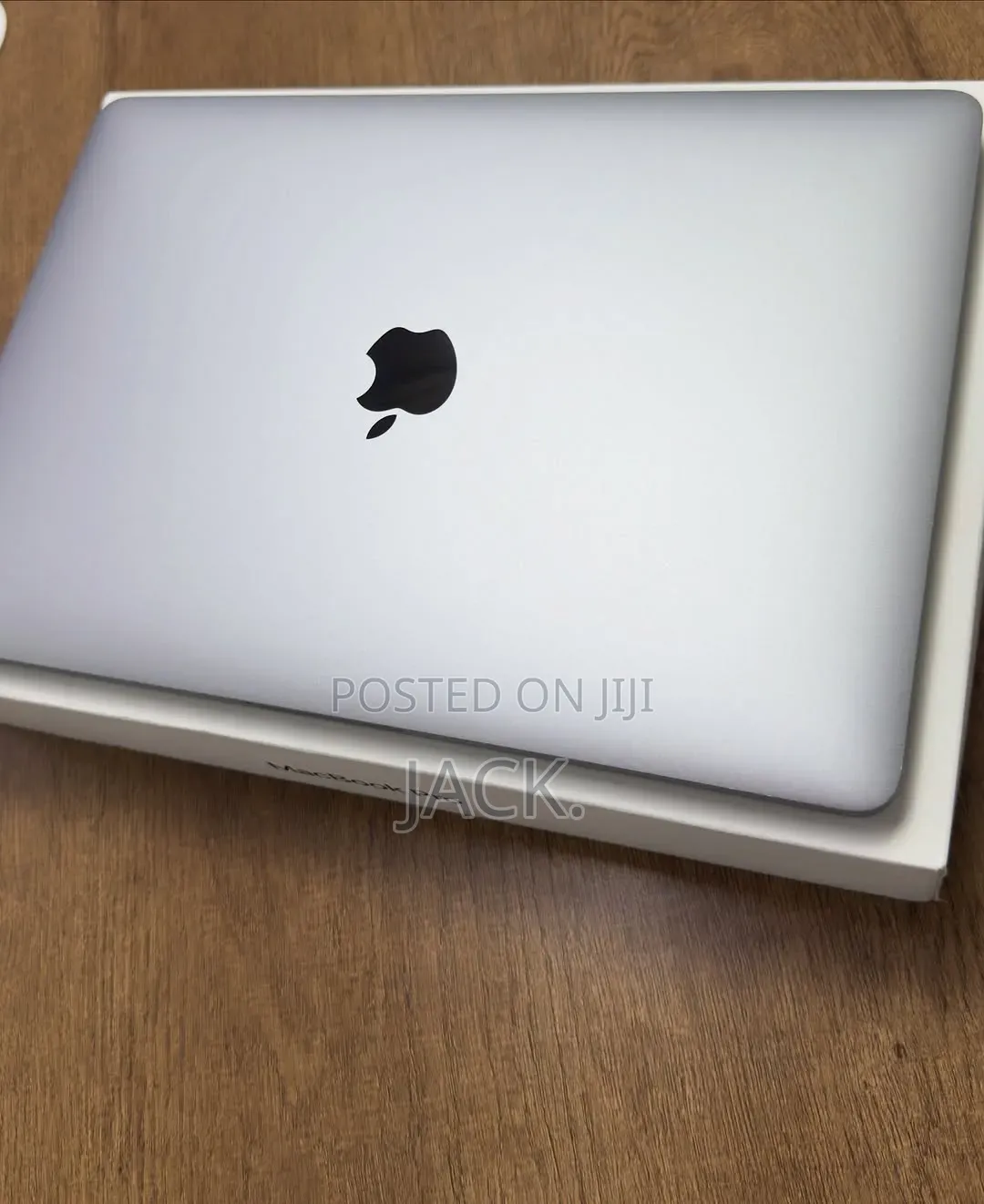 Laptop Apple MacBook Pro 2020 M1 16GB Apple M1 SSD 512GB