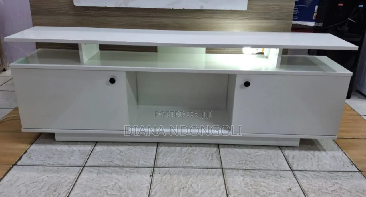 *Oslo Modern Wooden Tv Stand 5ft With Led Light