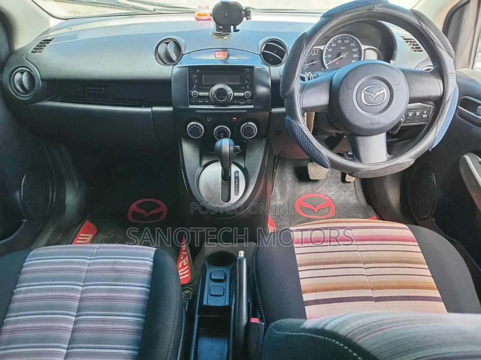 Mazda Demio 2012 Silver