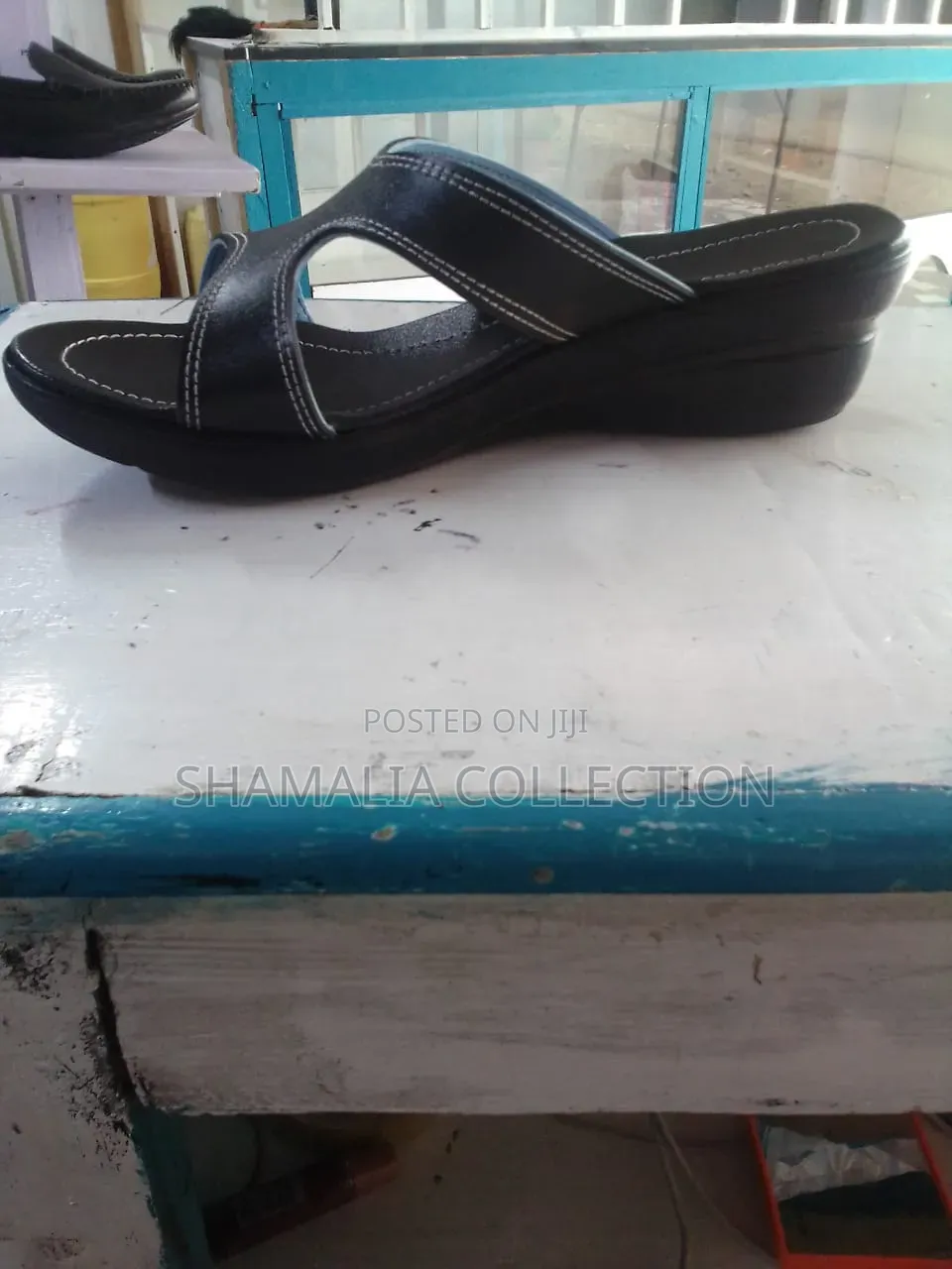 Women's Stylish Wedge Sandals – Black Straps