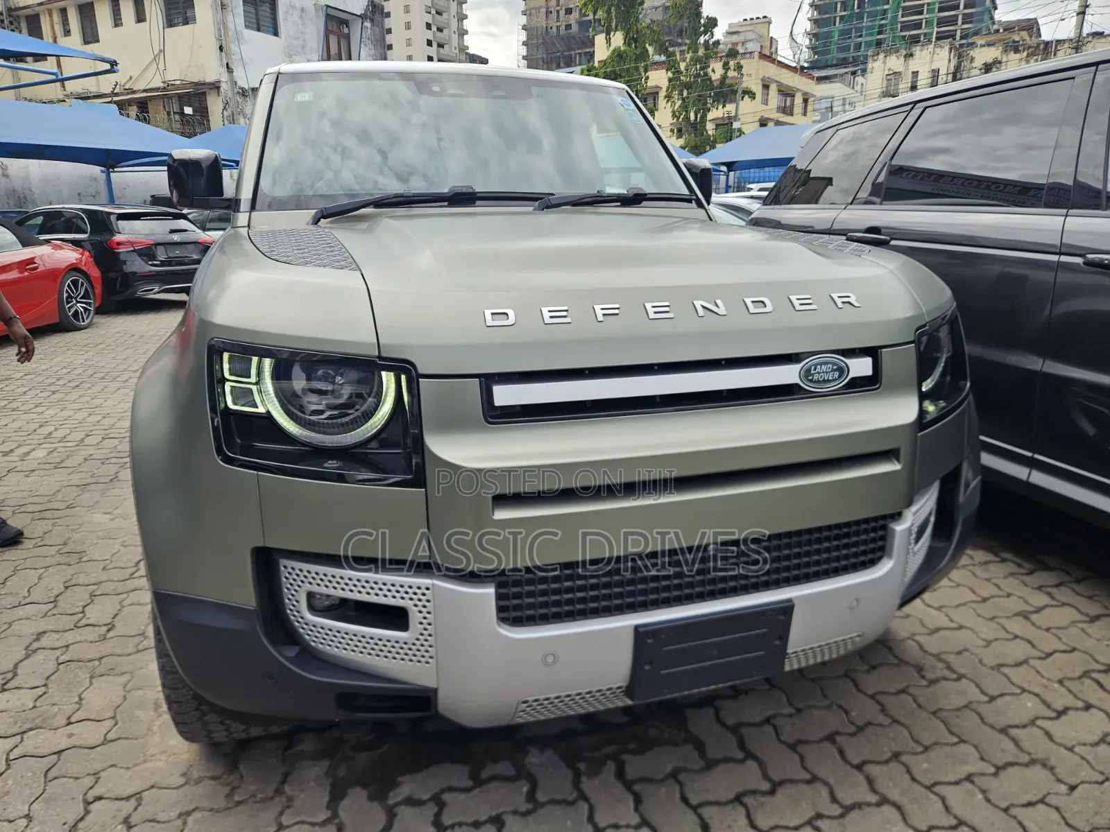 Land Rover Defender 2022 Green