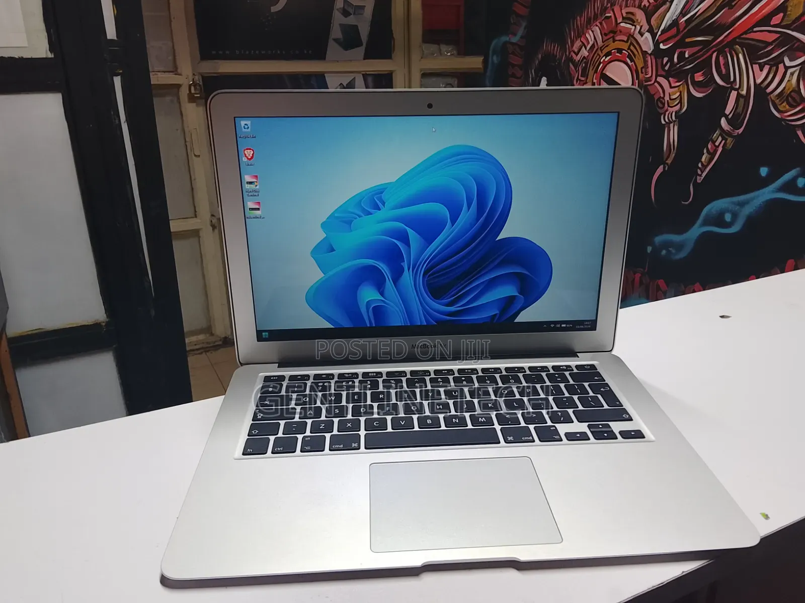 Laptop Apple MacBook Air 2017 8GB Intel Core i5 SSD 128GB