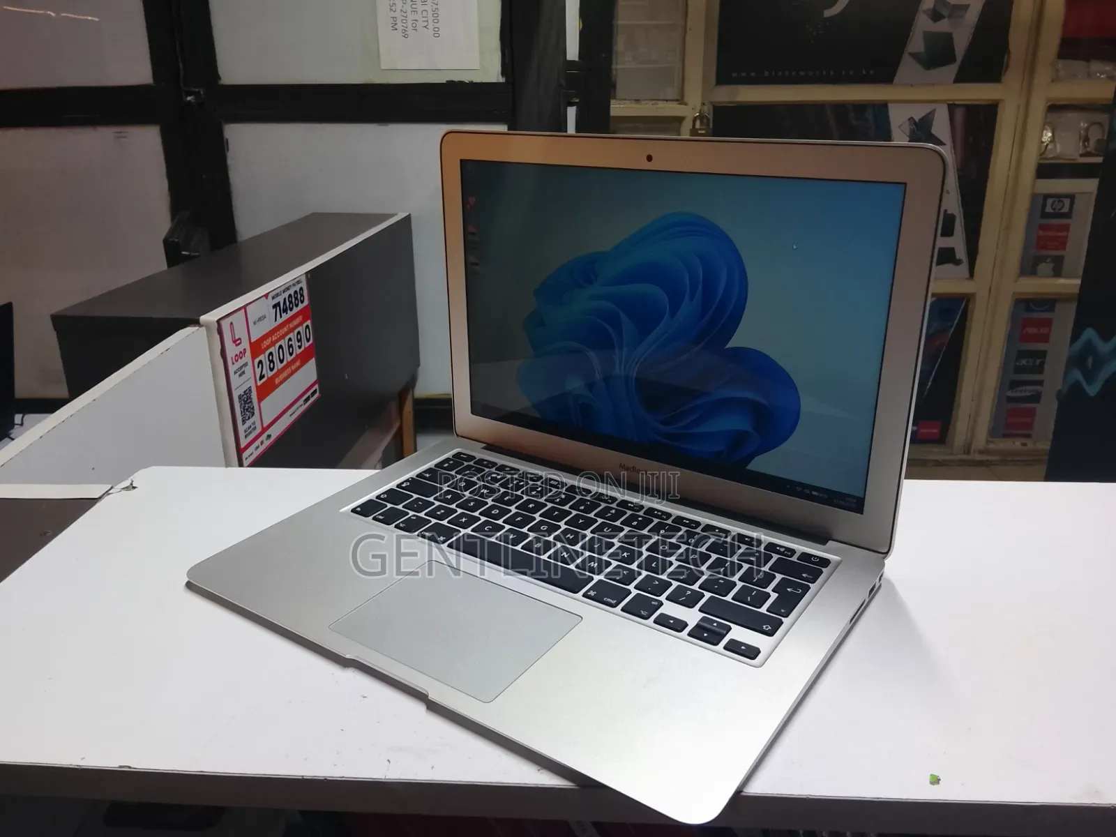 Laptop Apple MacBook Air 2017 8GB Intel Core i5 SSD 128GB