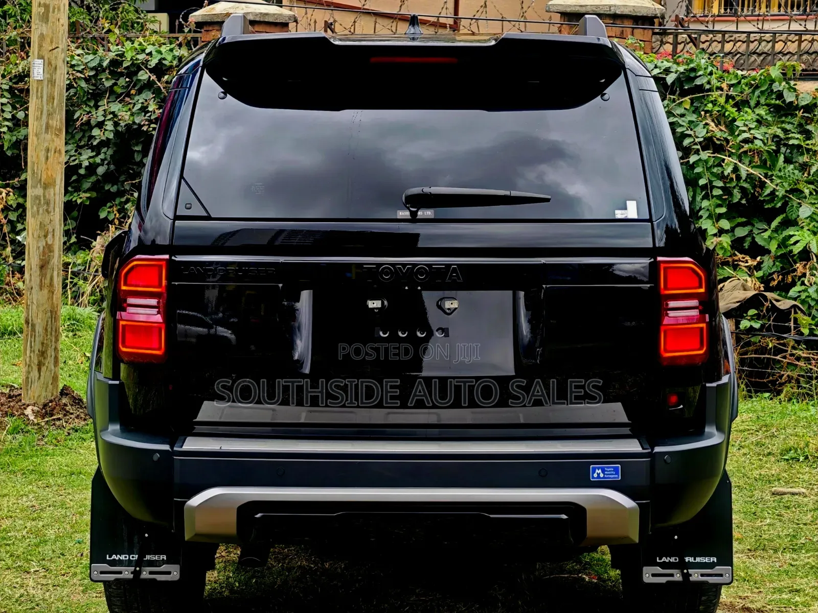 Toyota Land Cruiser LC250 2024 Black