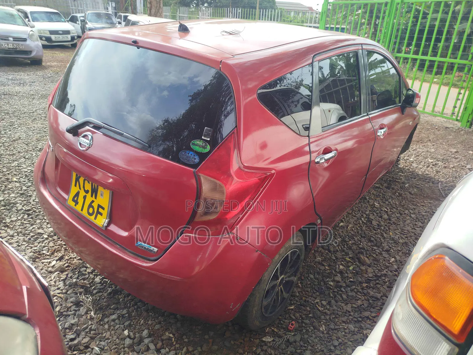 Nissan Note 2012 Red