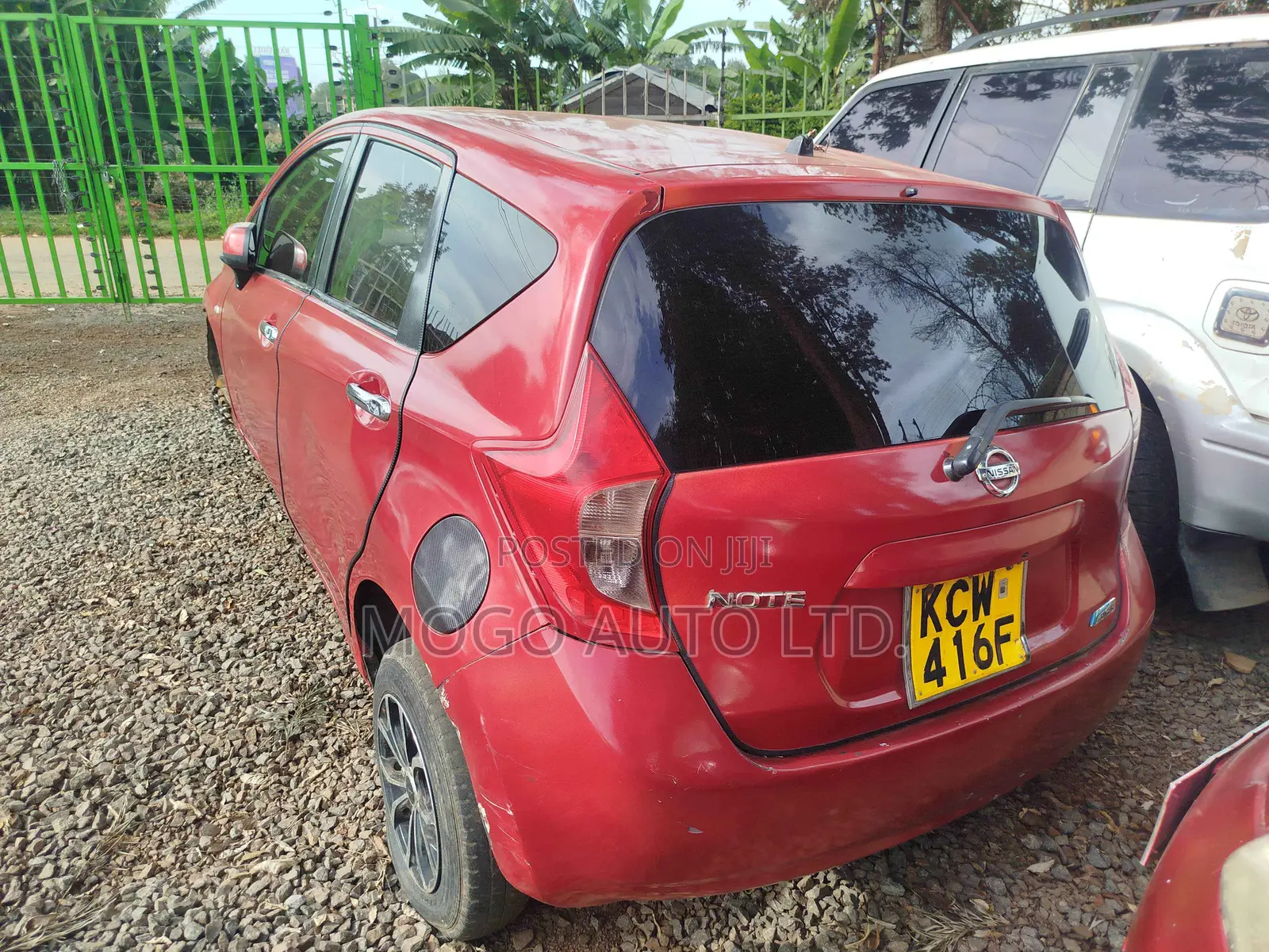Nissan Note 2012 Red
