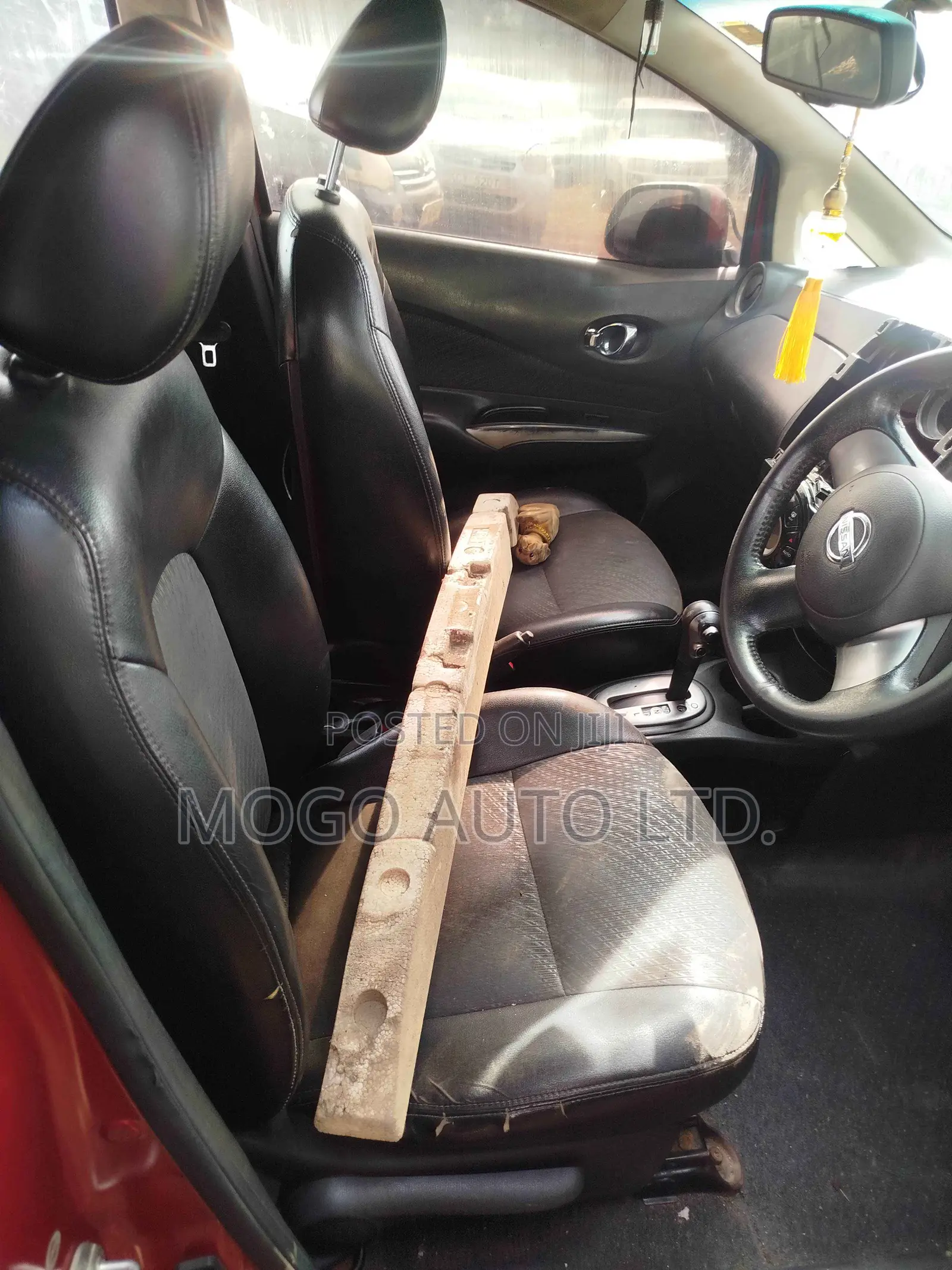 Nissan Note 2012 Red