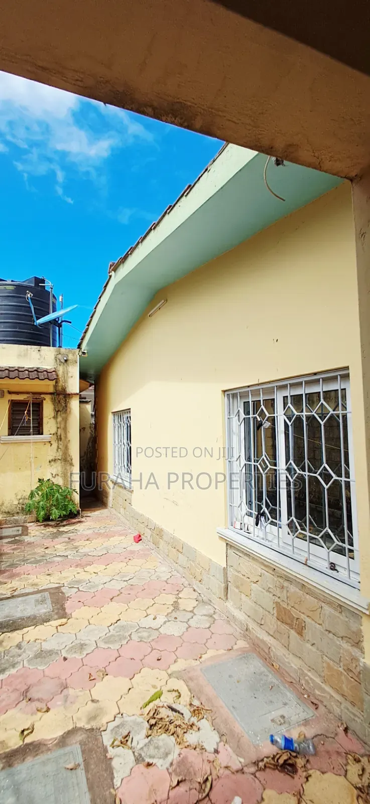 3bdrm Bungalow in Bamburi, Mtambo for sale