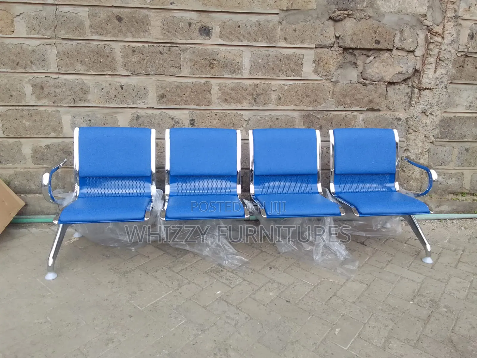 Waiting Bay Seat With Cushion