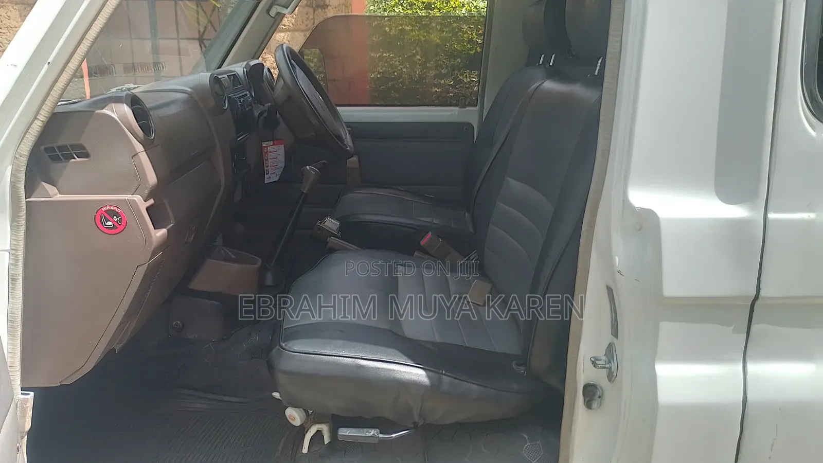 Toyota Land Cruiser 2010 White