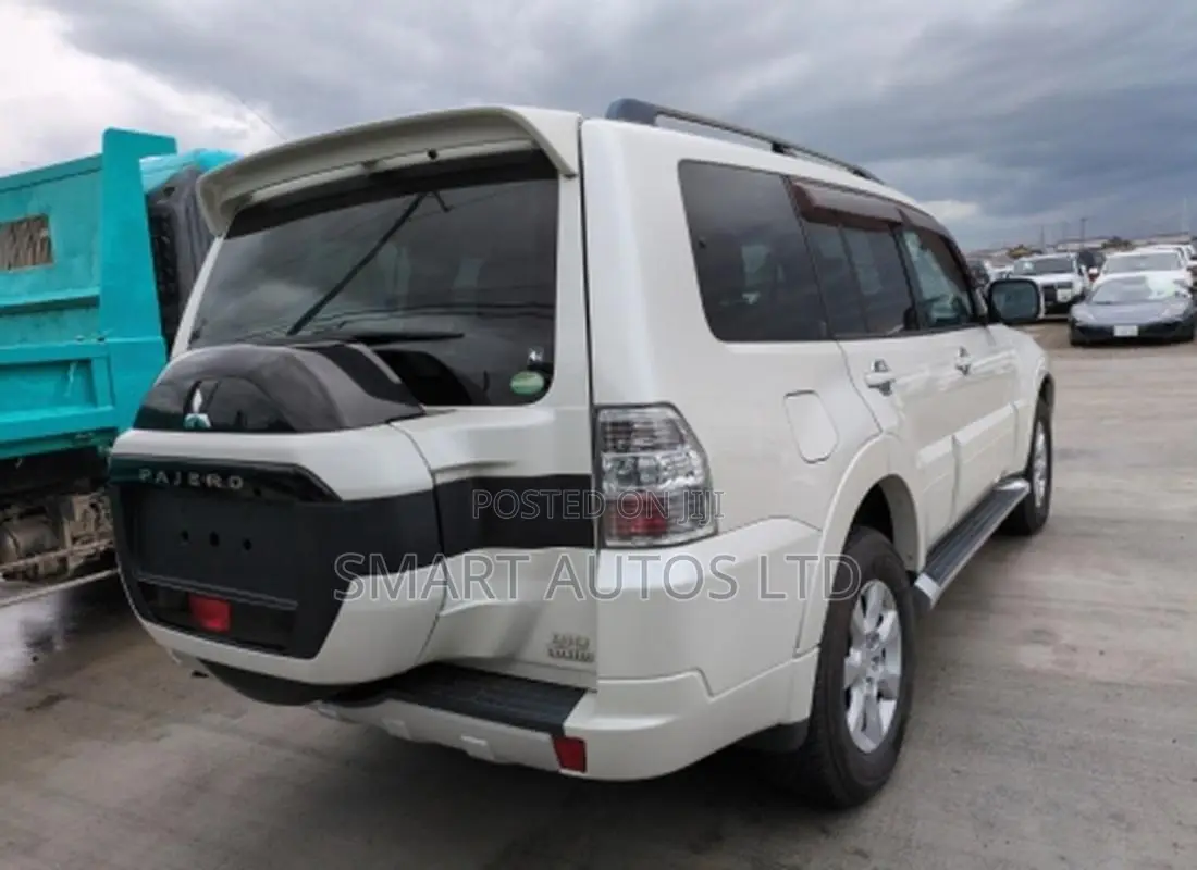 Mitsubishi Pajero 2019 Pearl