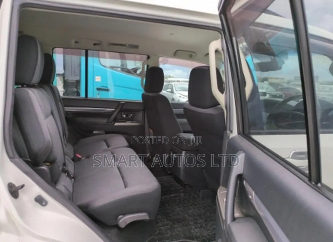 Mitsubishi Pajero 2019 Pearl
