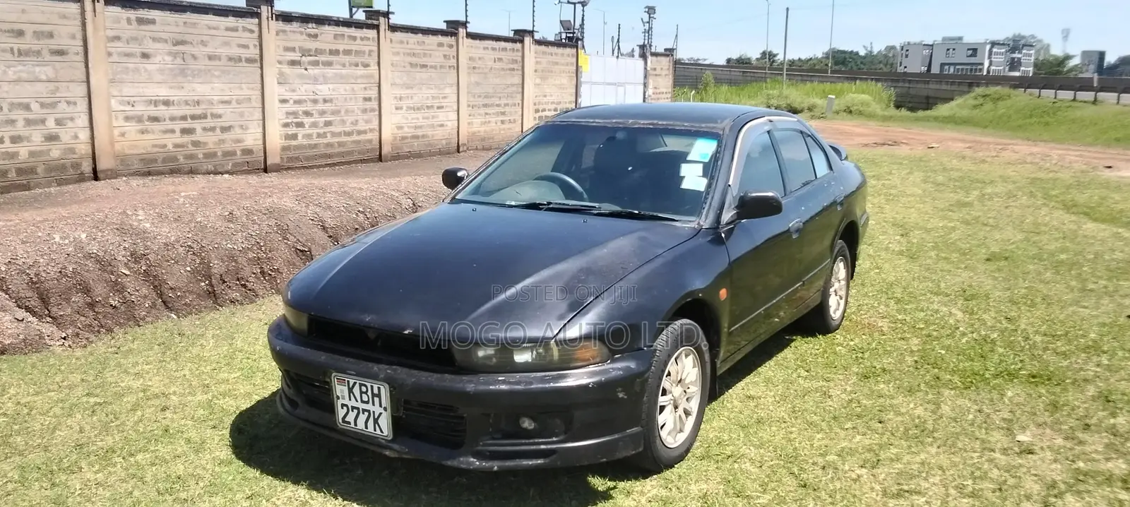 Mitsubishi Galant 2000 Red