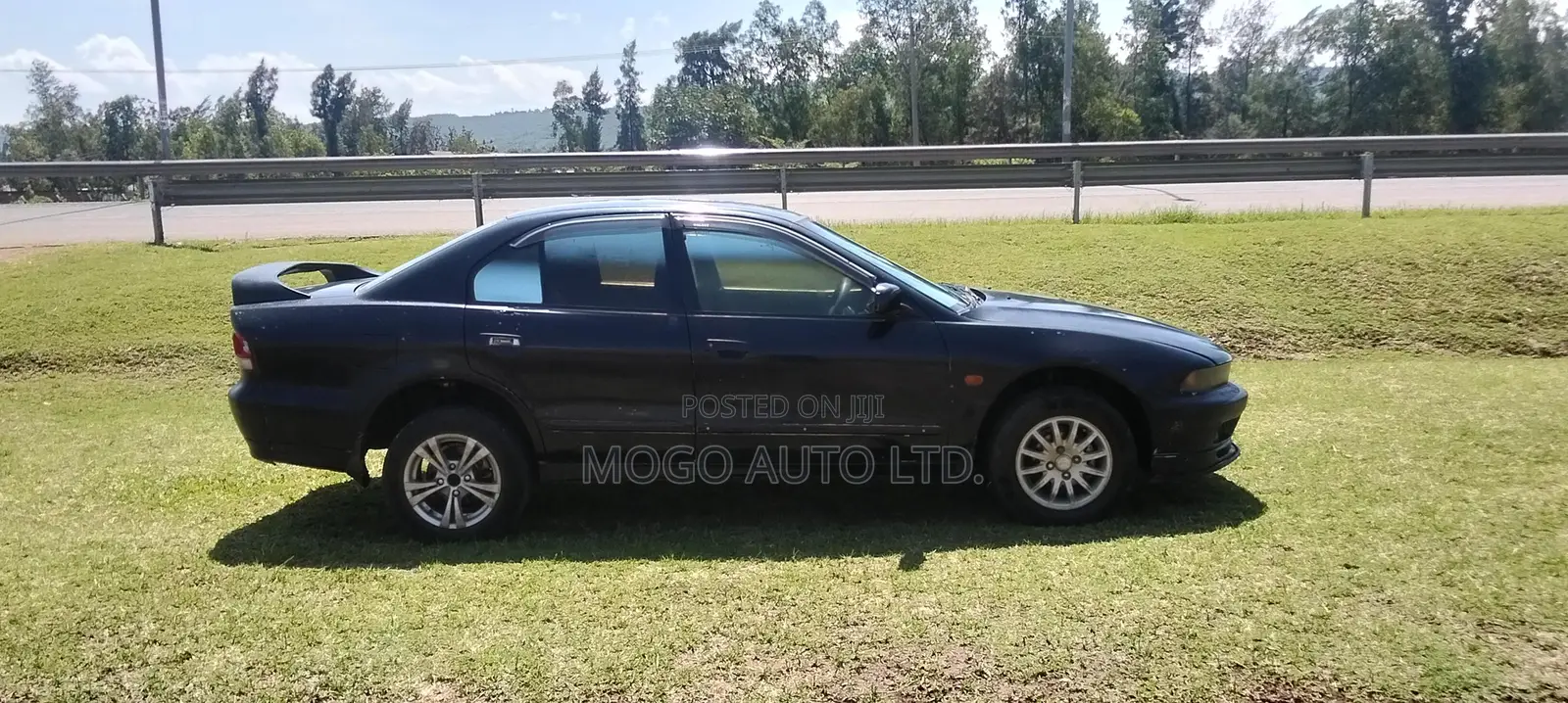 Mitsubishi Galant 2000 Red