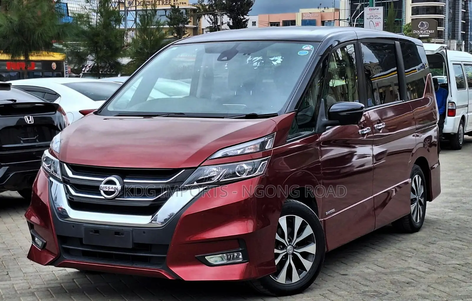 Nissan Serena 2019 Red