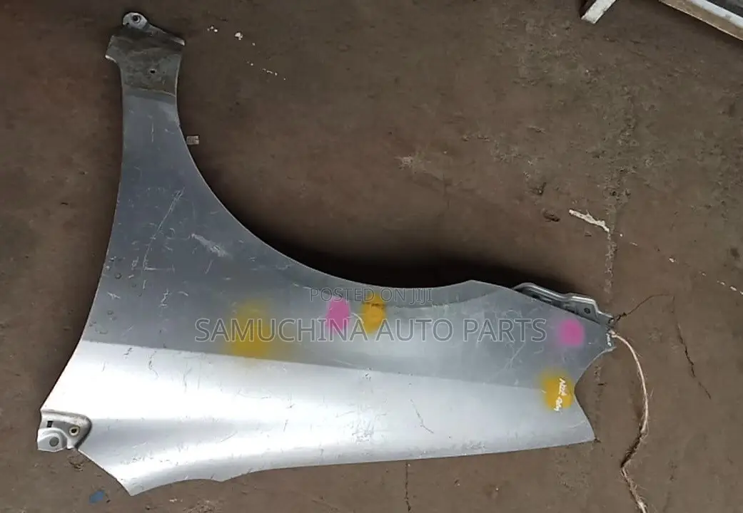 Wing/Fender Toyota Nze/ Fielder 121 2003