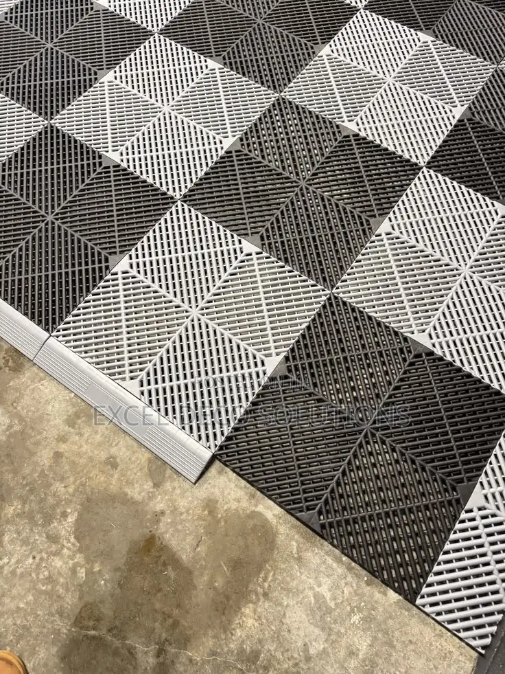 Garage Floor Tiles – Transform Your Garage Into a Professional Space