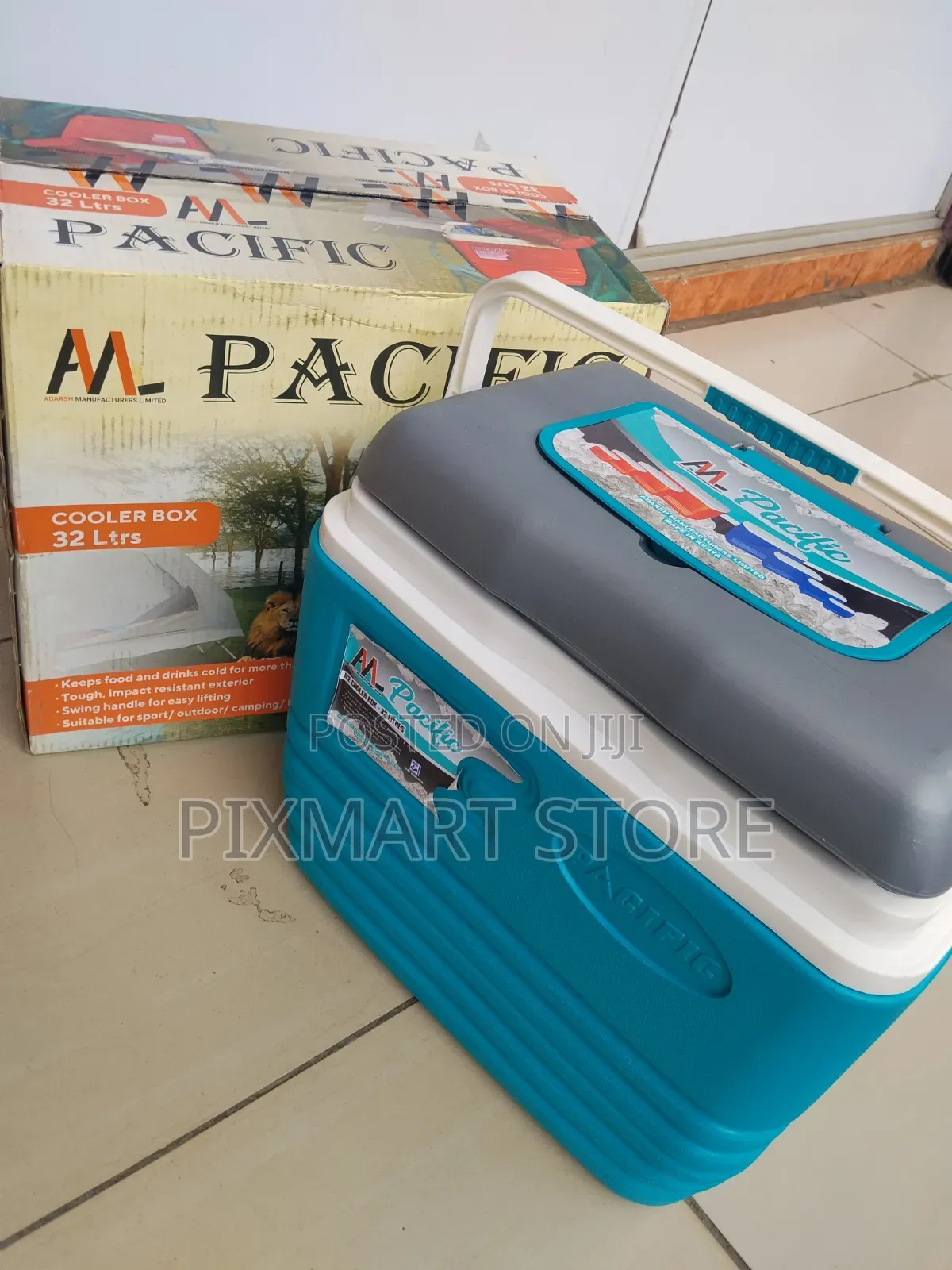 32 Litres Portable Cooler Box for Travel, Camping Outdoor Use