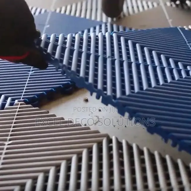Garage Floor Tiles – Modern Interlocking Flooring Built to Last