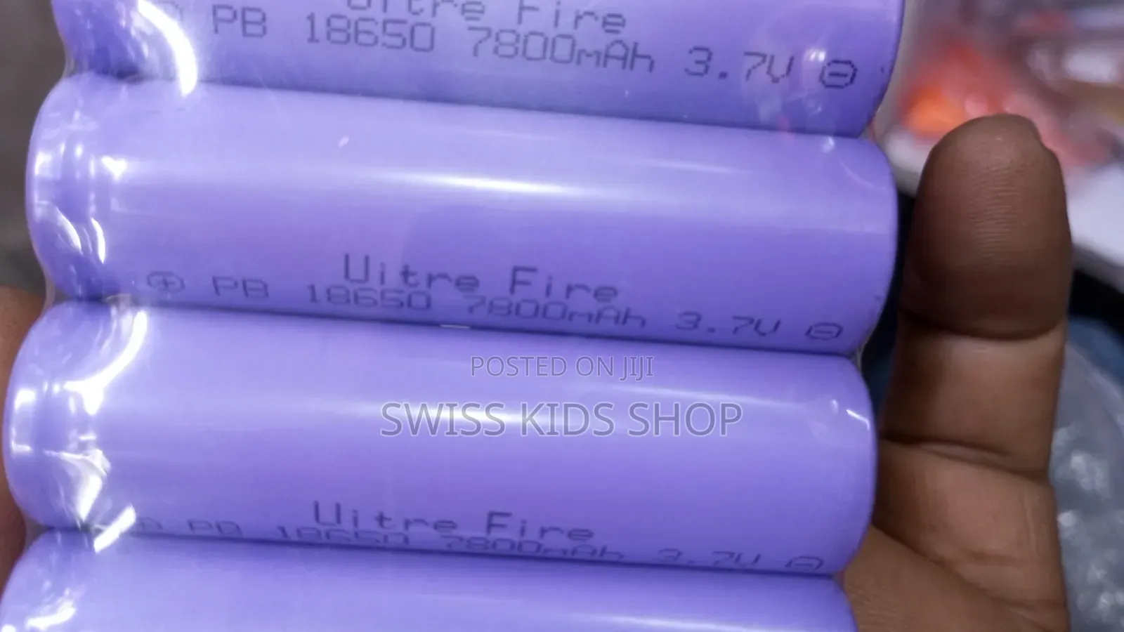 3.7 v 18650 Battery