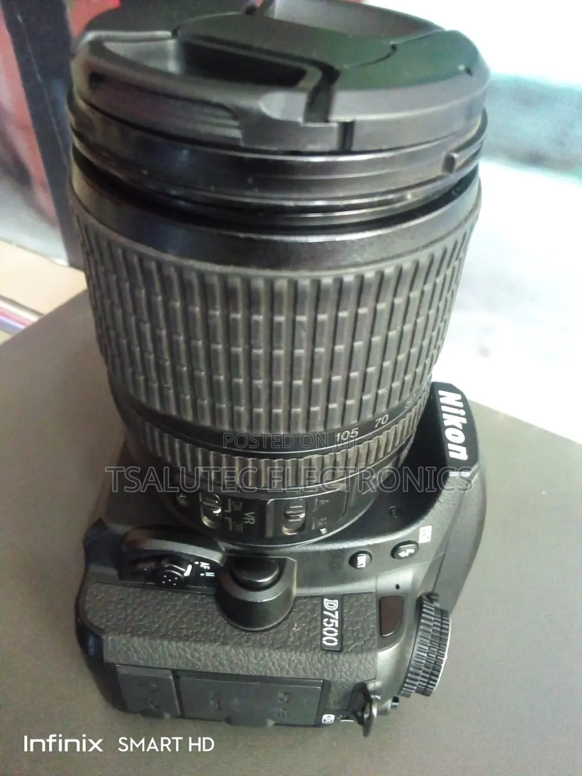 Nikon D7500