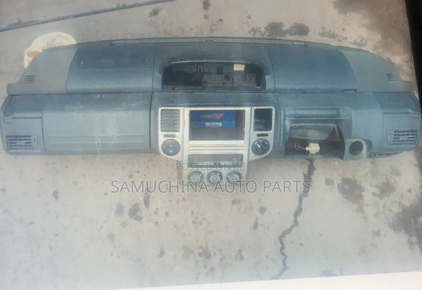 Dashboard Nissan X-Trail Nt30