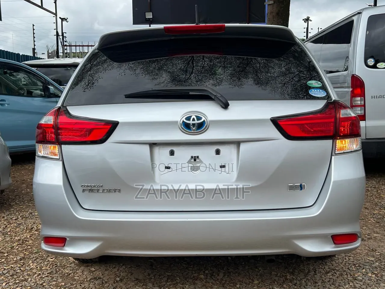 Toyota Corolla Fielder 2018 Silver