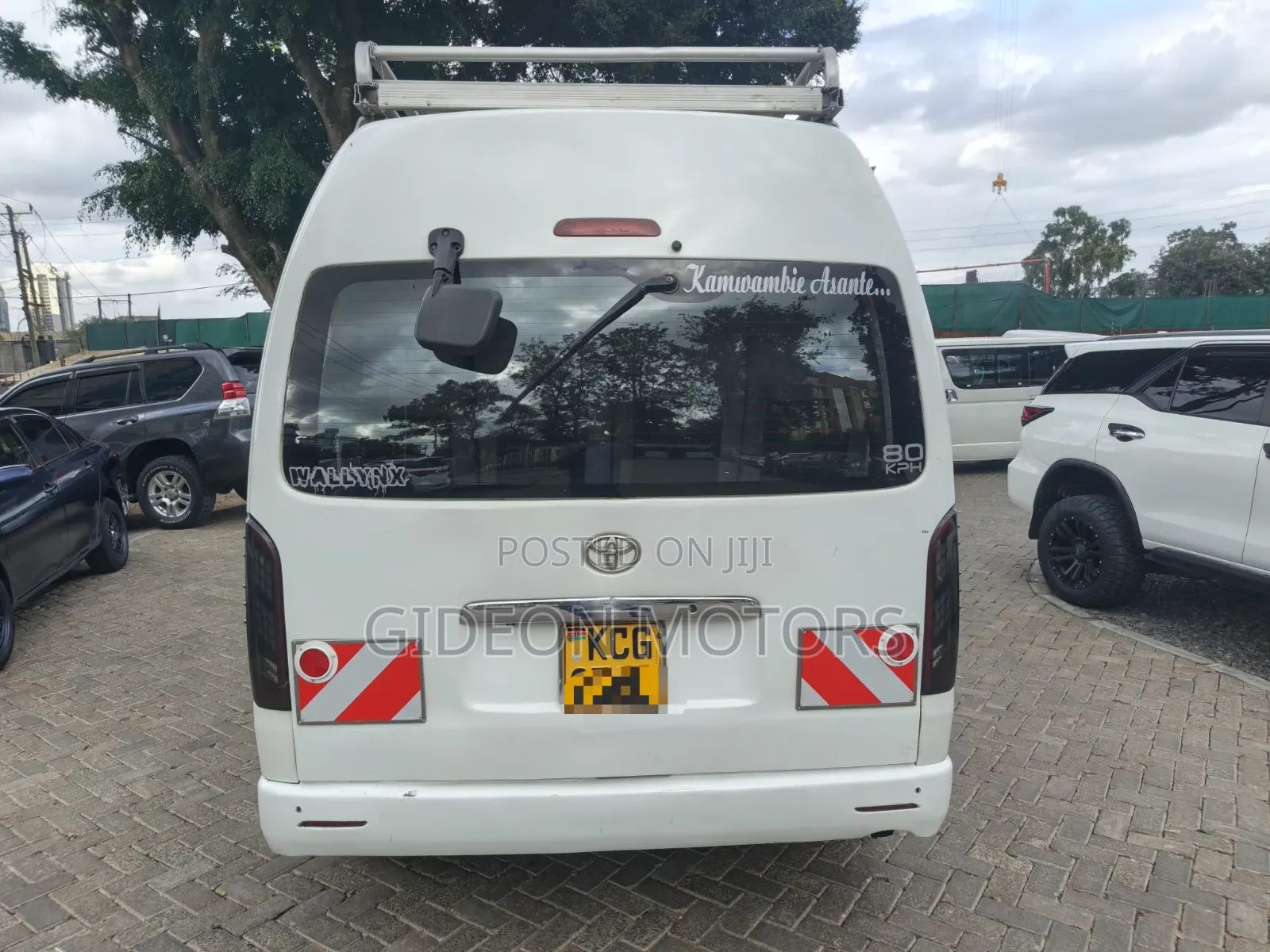 Toyota HiAce 2008 White
