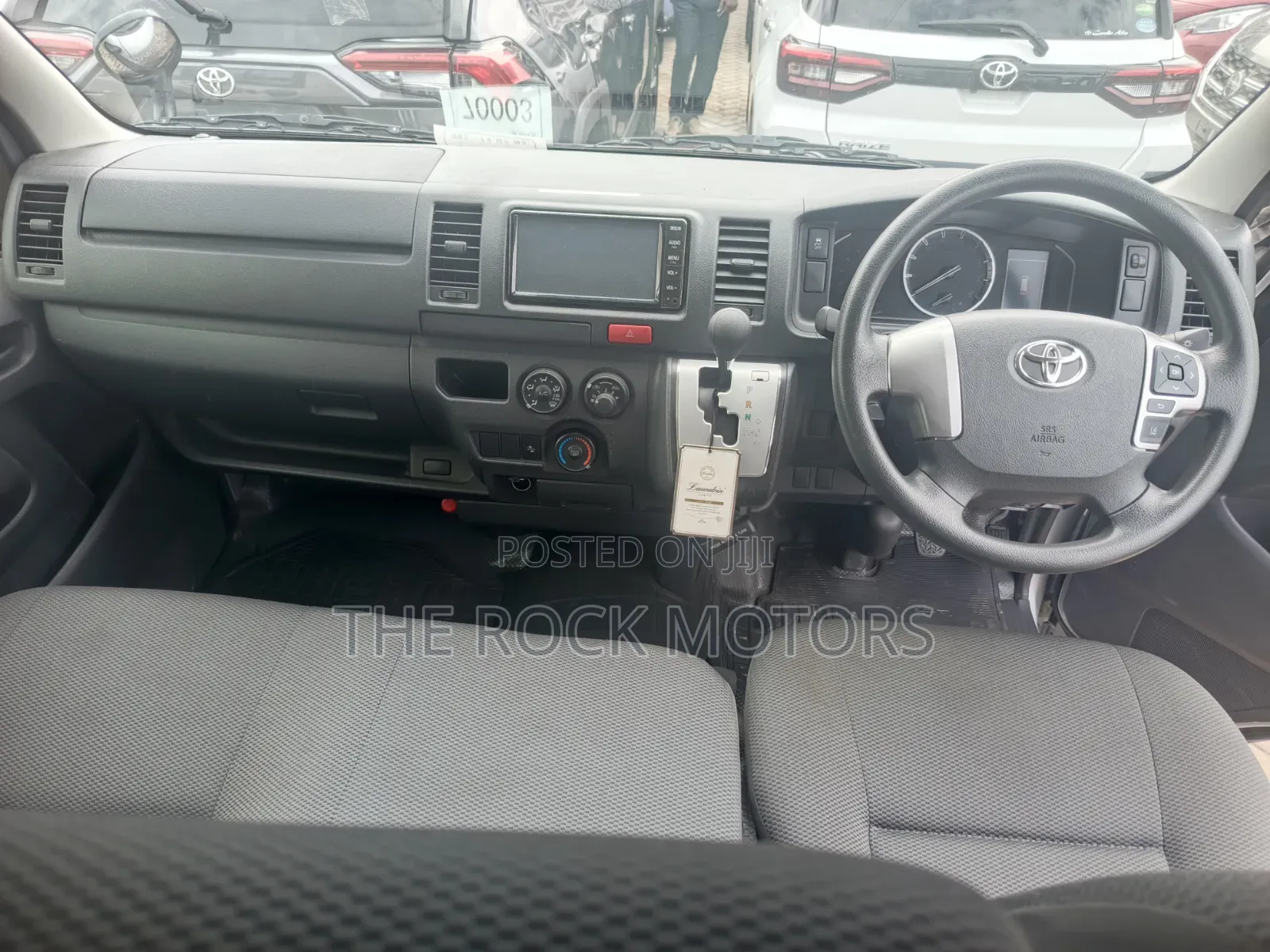 Toyota HiAce 2019 Silver