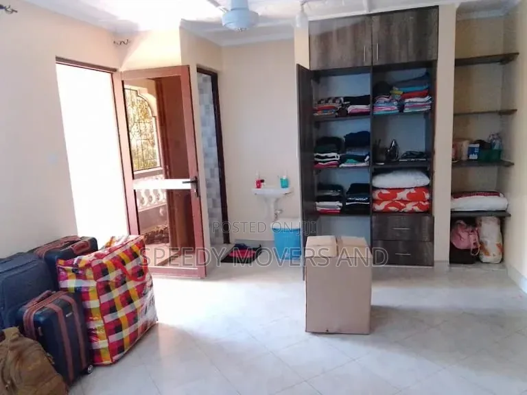 Excellent Service <>Movers Available
