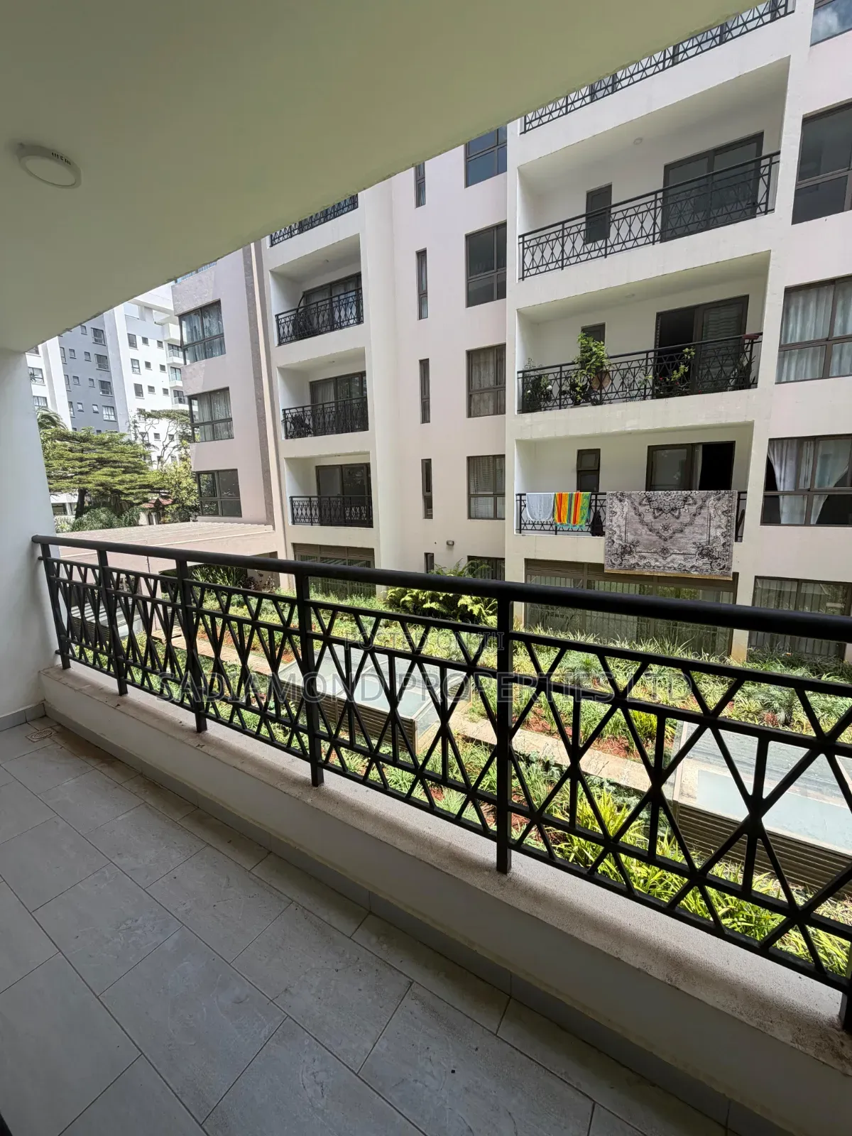 3bdrm Apartment in Riverside Drive for rent