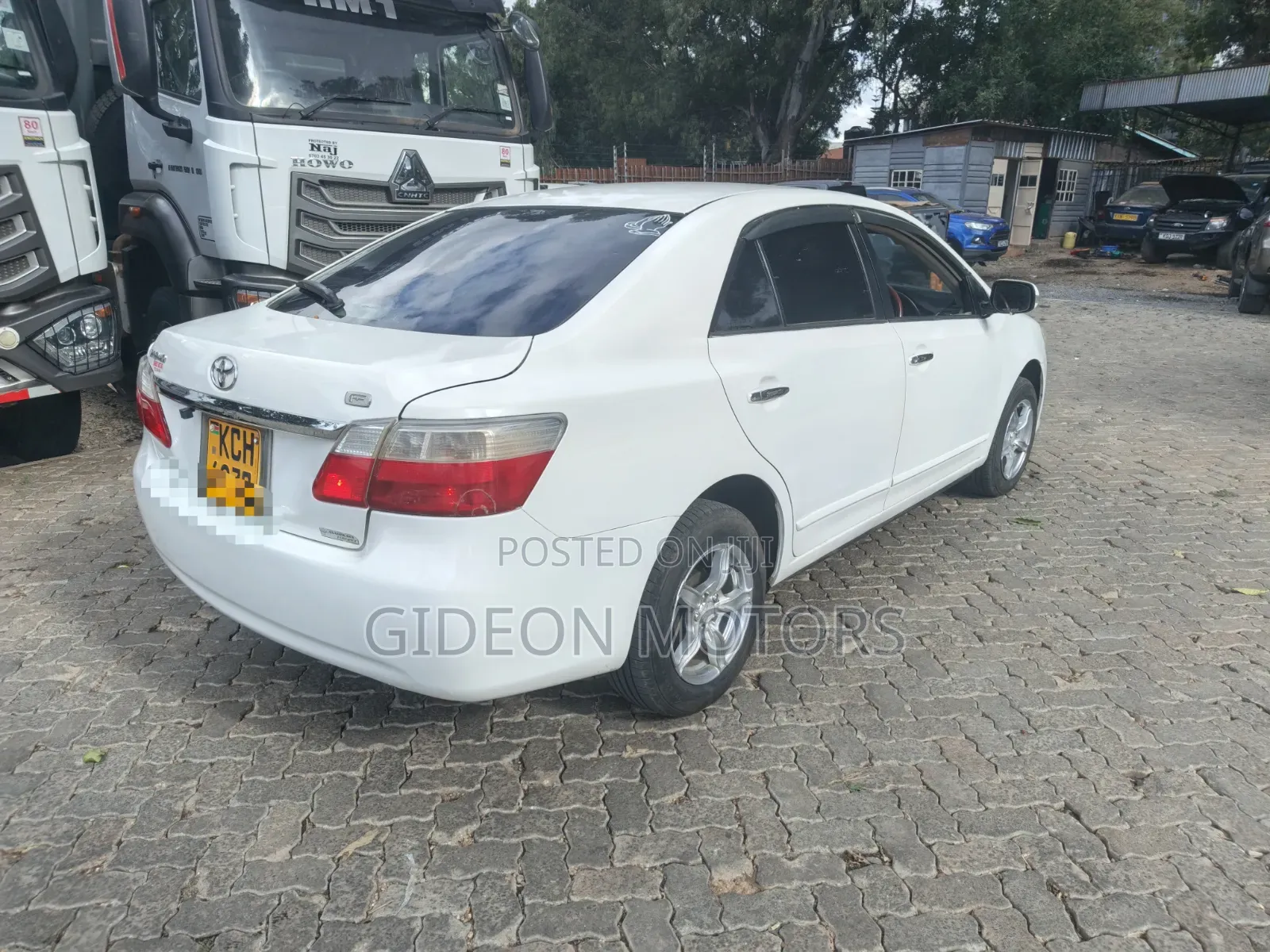 Toyota Premio 2010 White