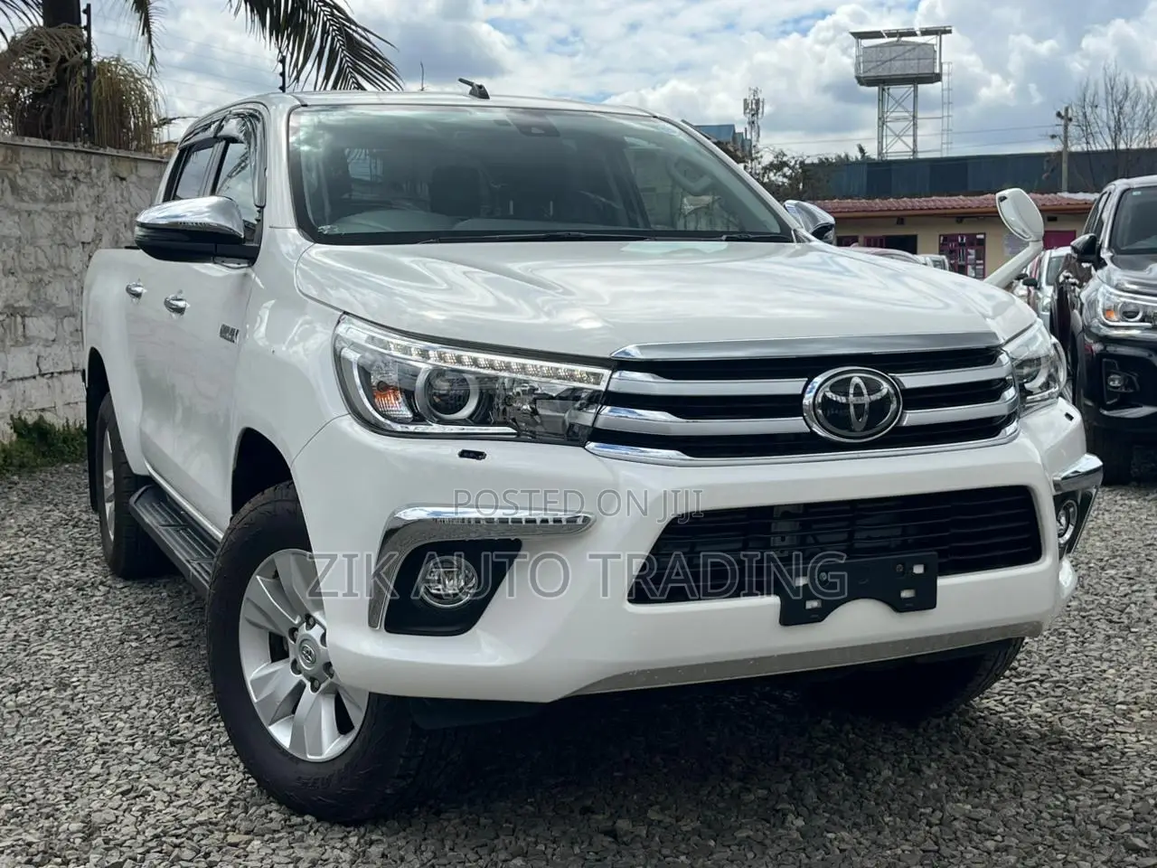 Toyota Hilux 2019 White