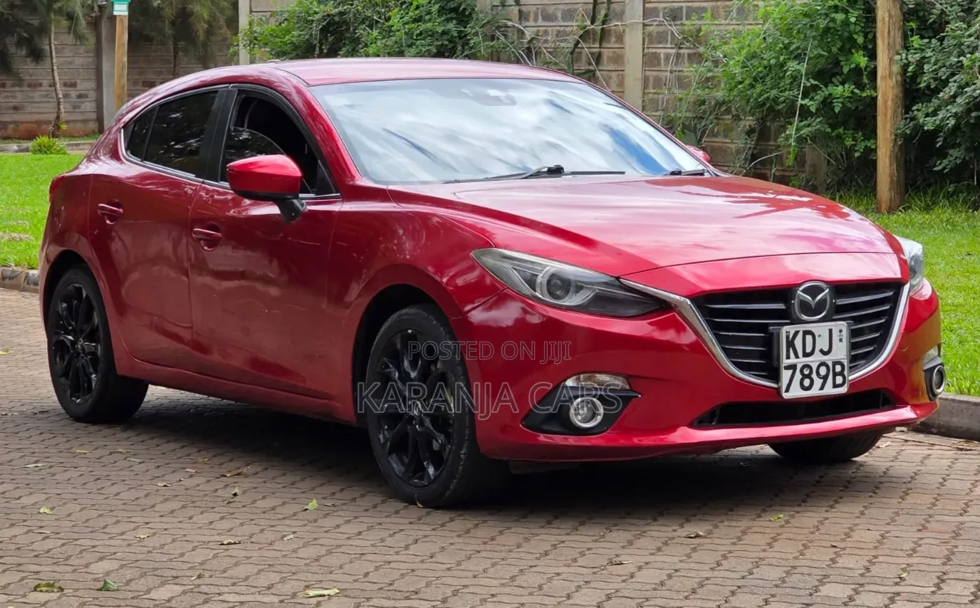 Mazda Axela 2015 Red