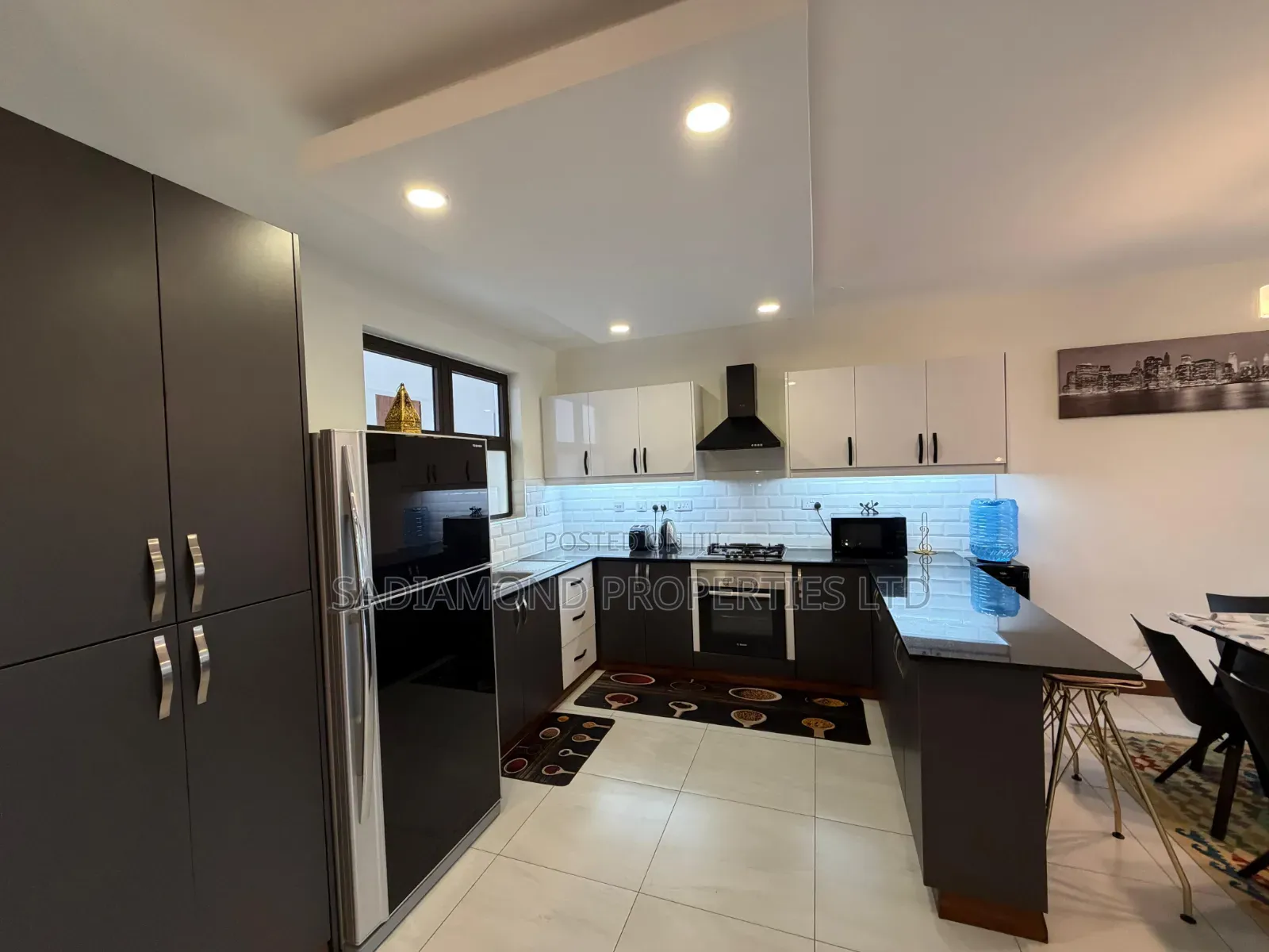 Furnished 2bdrm Duplex in Riverside Drive for rent
