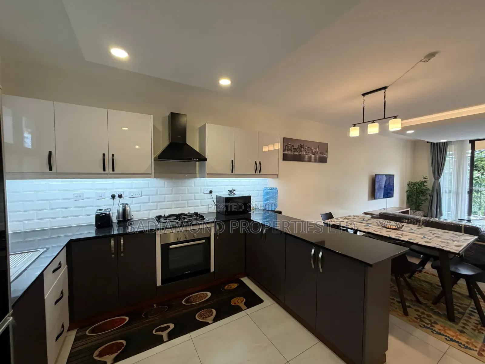 Furnished 2bdrm Duplex in Riverside Drive for rent