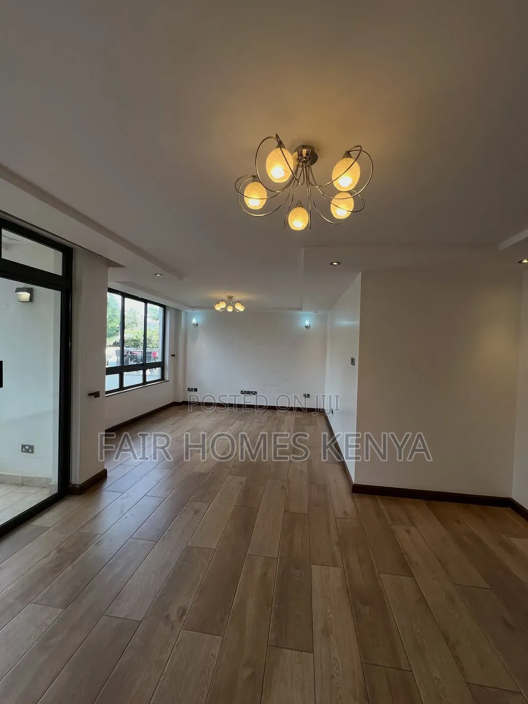 5bdrm Townhouse / Terrace in Lavington Green, Muthangari for rent