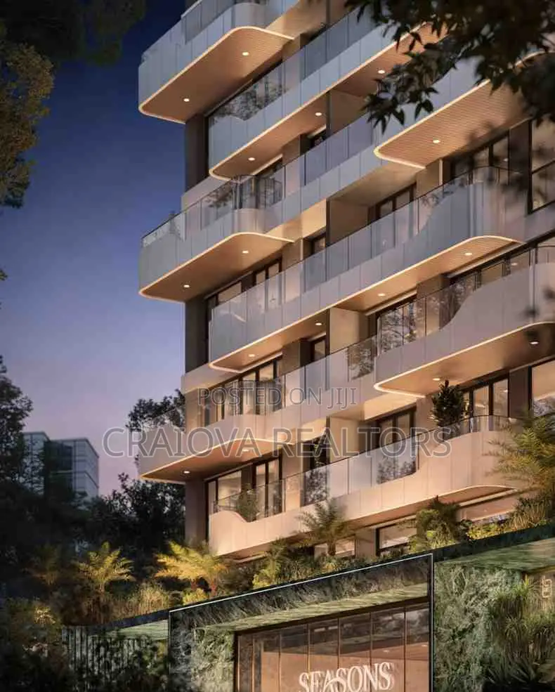 4bdrm Duplex in Riverside Drive for sale
