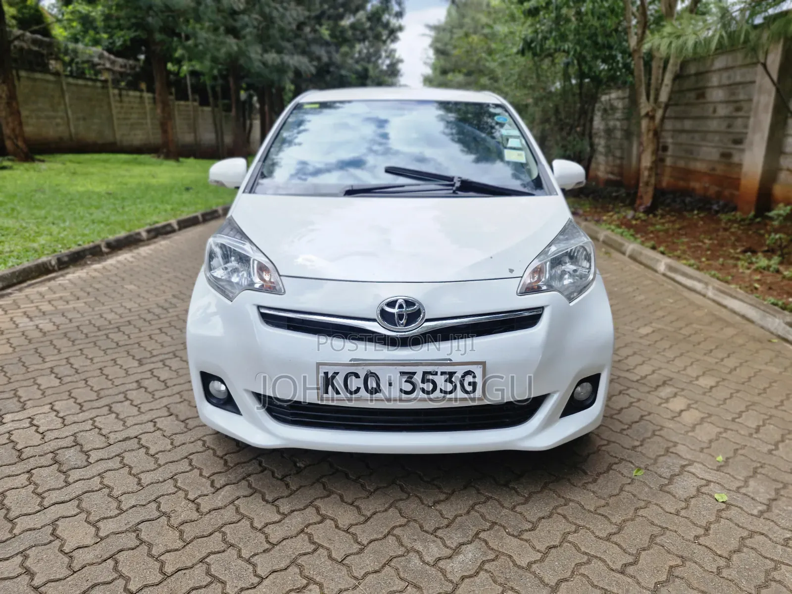 Toyota Ractis 2011 White