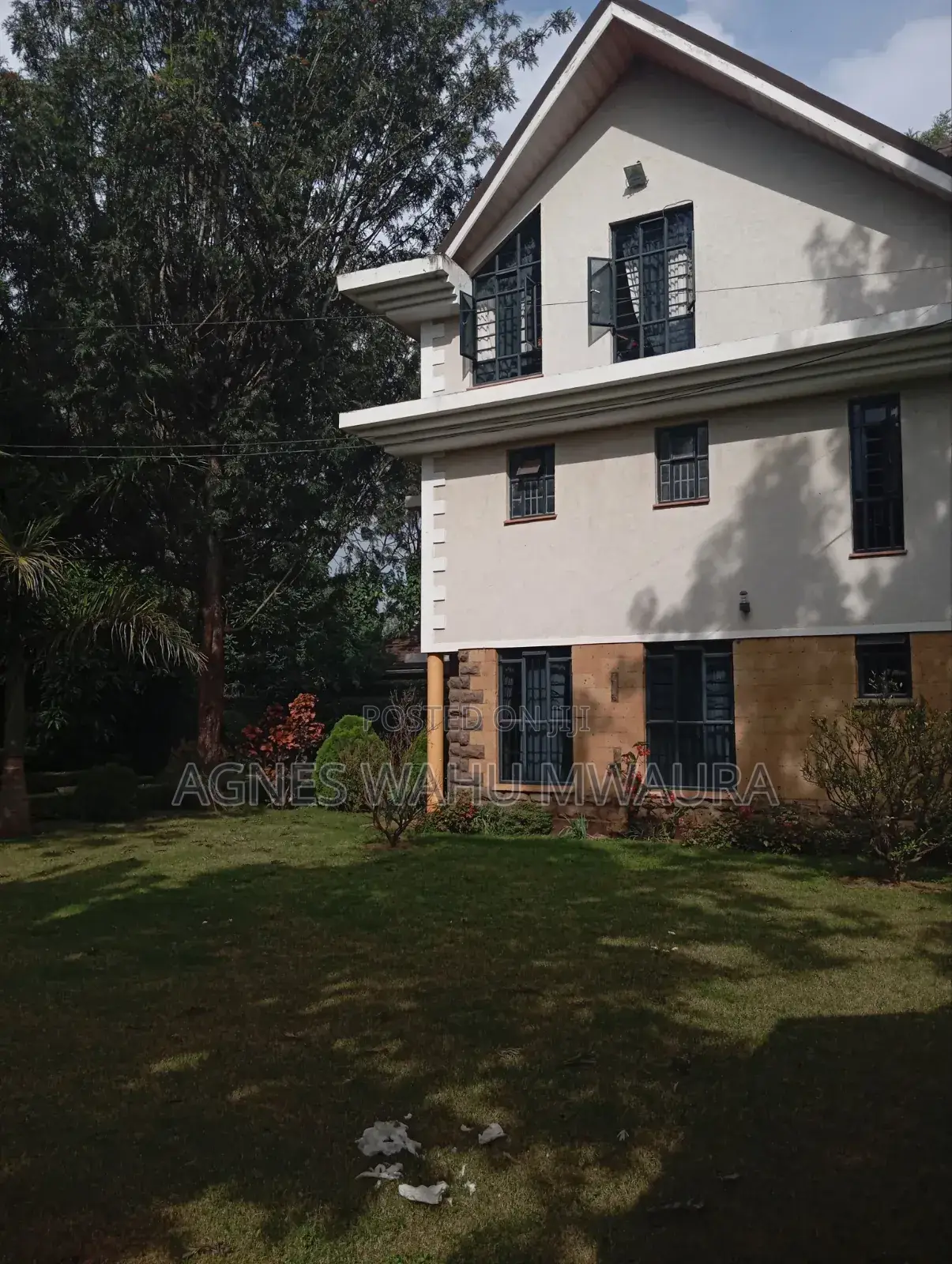 5bdrm Maisonette in Kerarapon Drive for sale