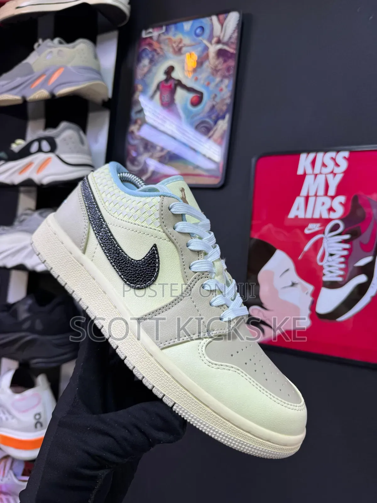 Nike Air Jordan 1 Low Se in 'Sanddrift'