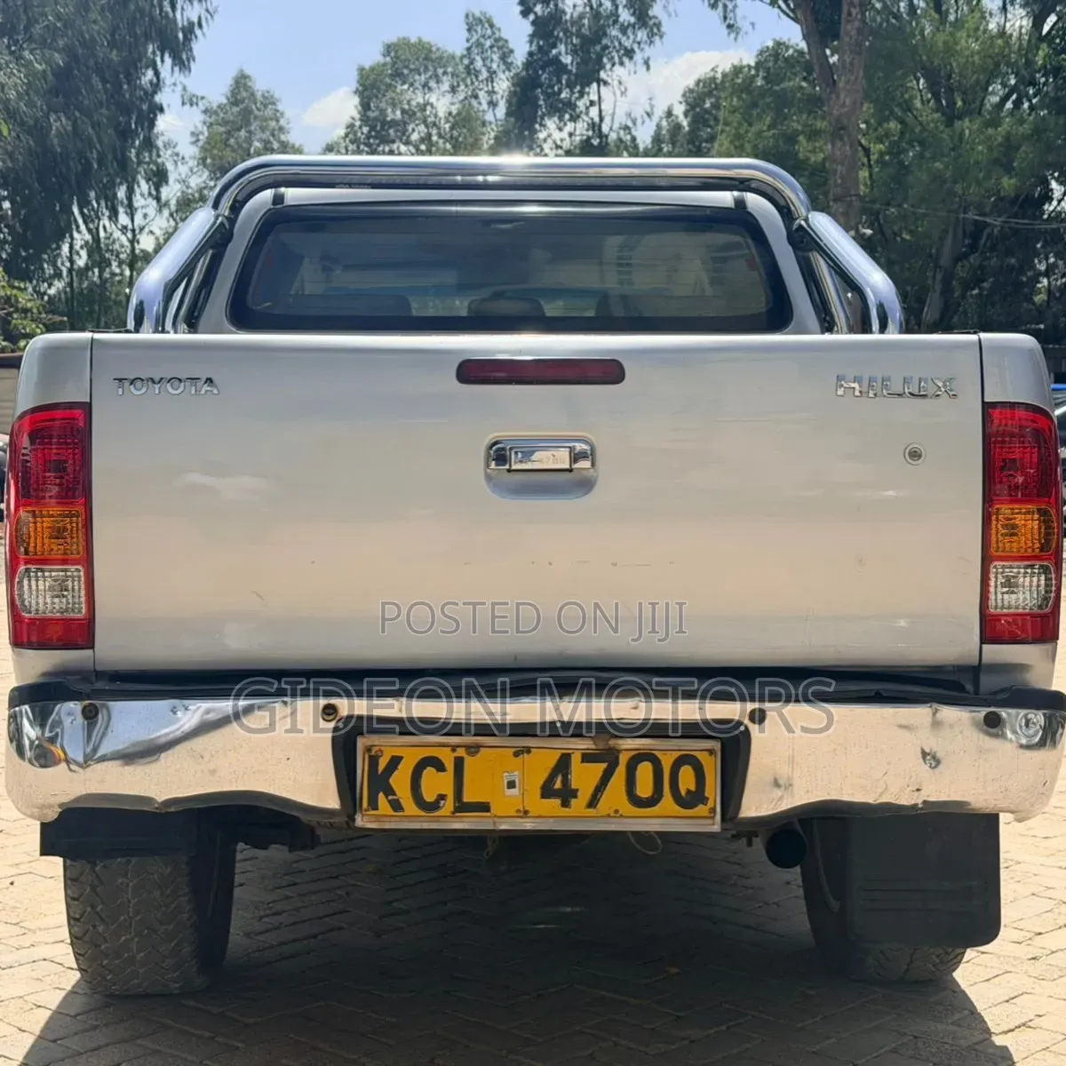 Toyota Hilux 2010 Silver