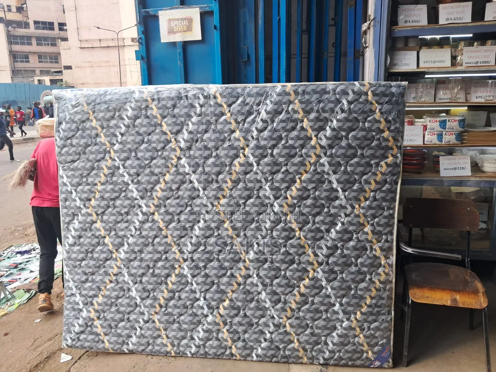 Brand New 5 by 6 〔Softest〕Fiber Mattress Toppers. Free Delivery