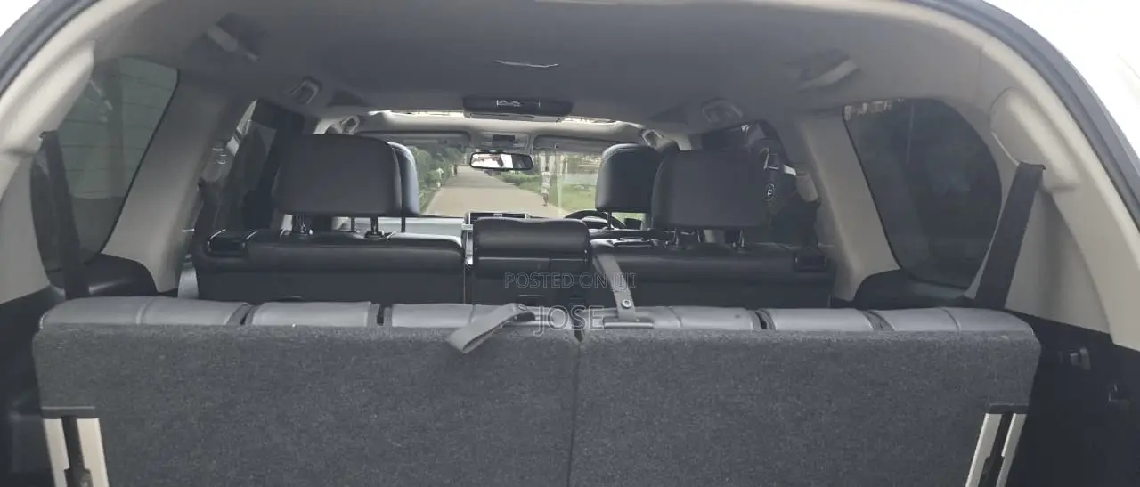 Toyota Land Cruiser Prado 2015 White