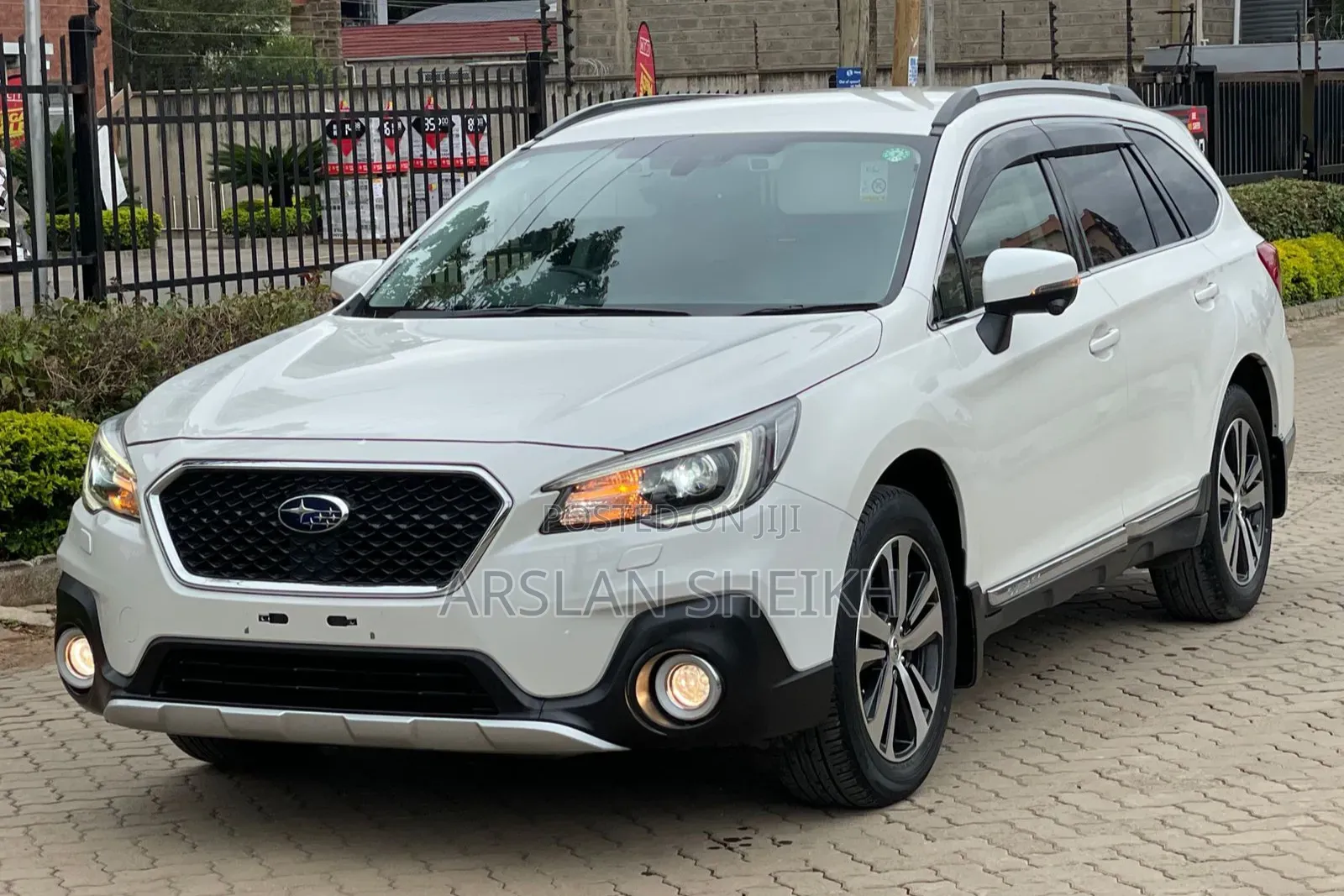 Subaru Outback 2019 White