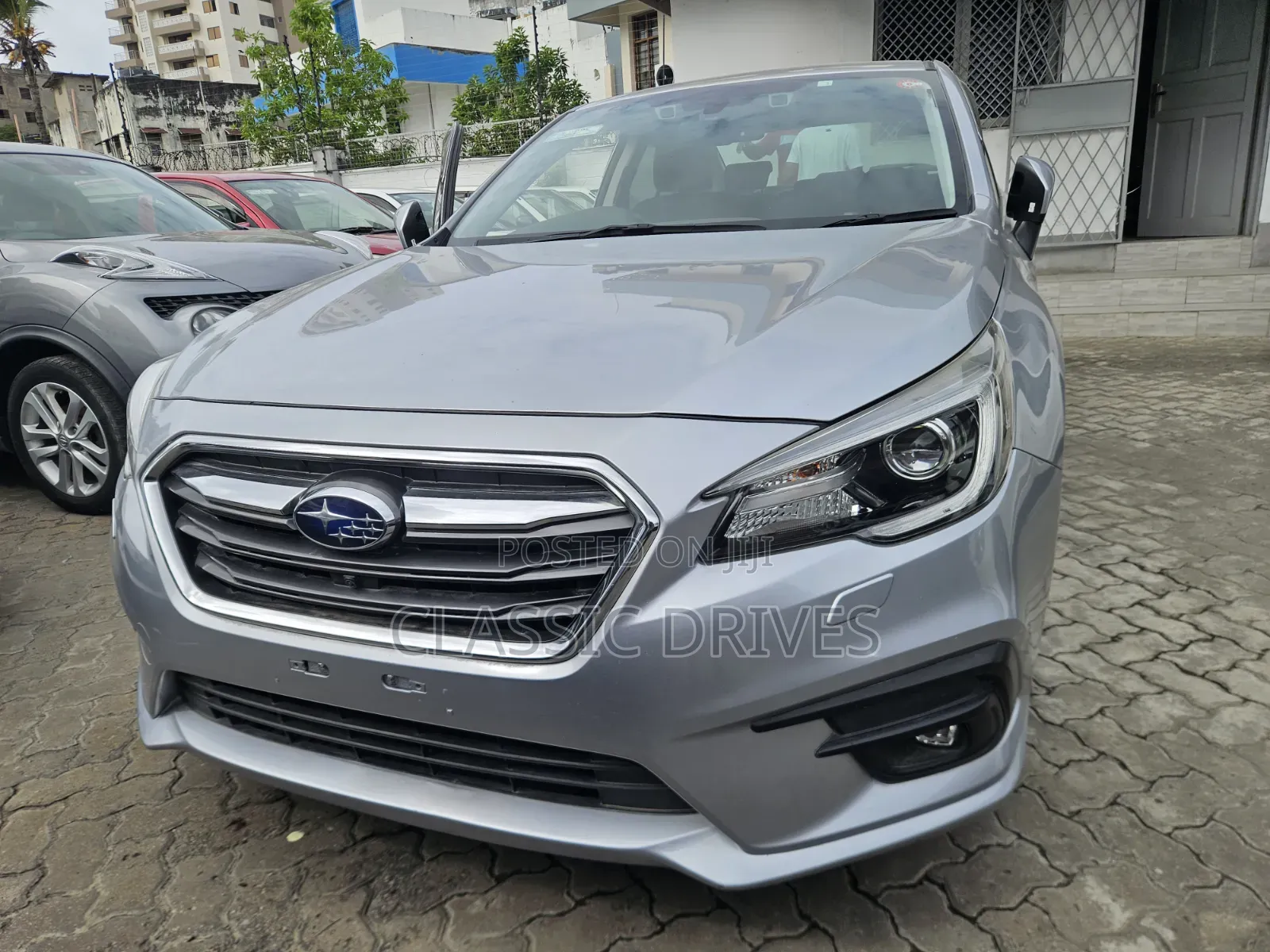 Subaru Legacy 2019 Silver