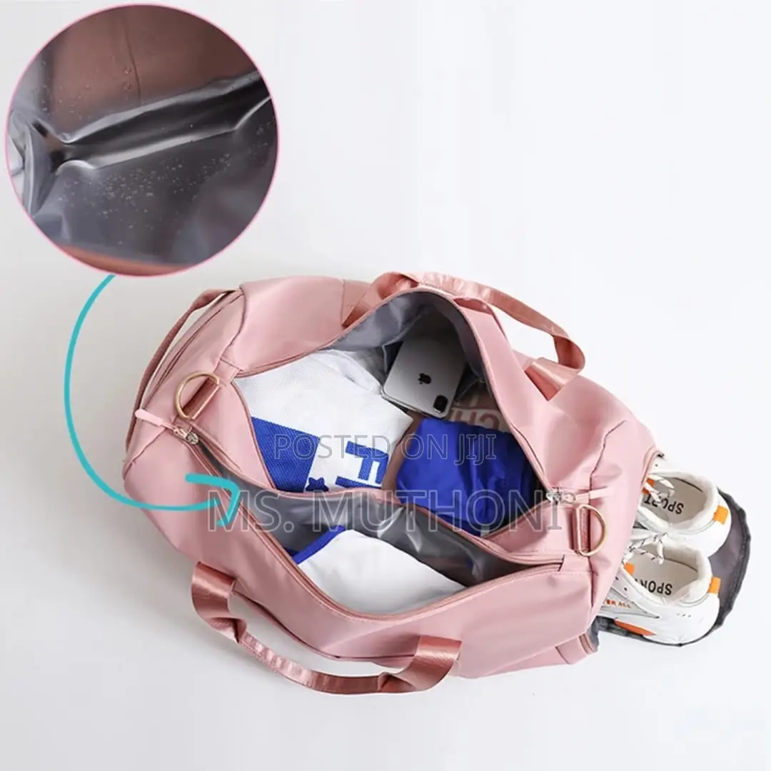 Gym Duffle Bag Ft Shoe Compartment and a Specialized Pocket for Wet
