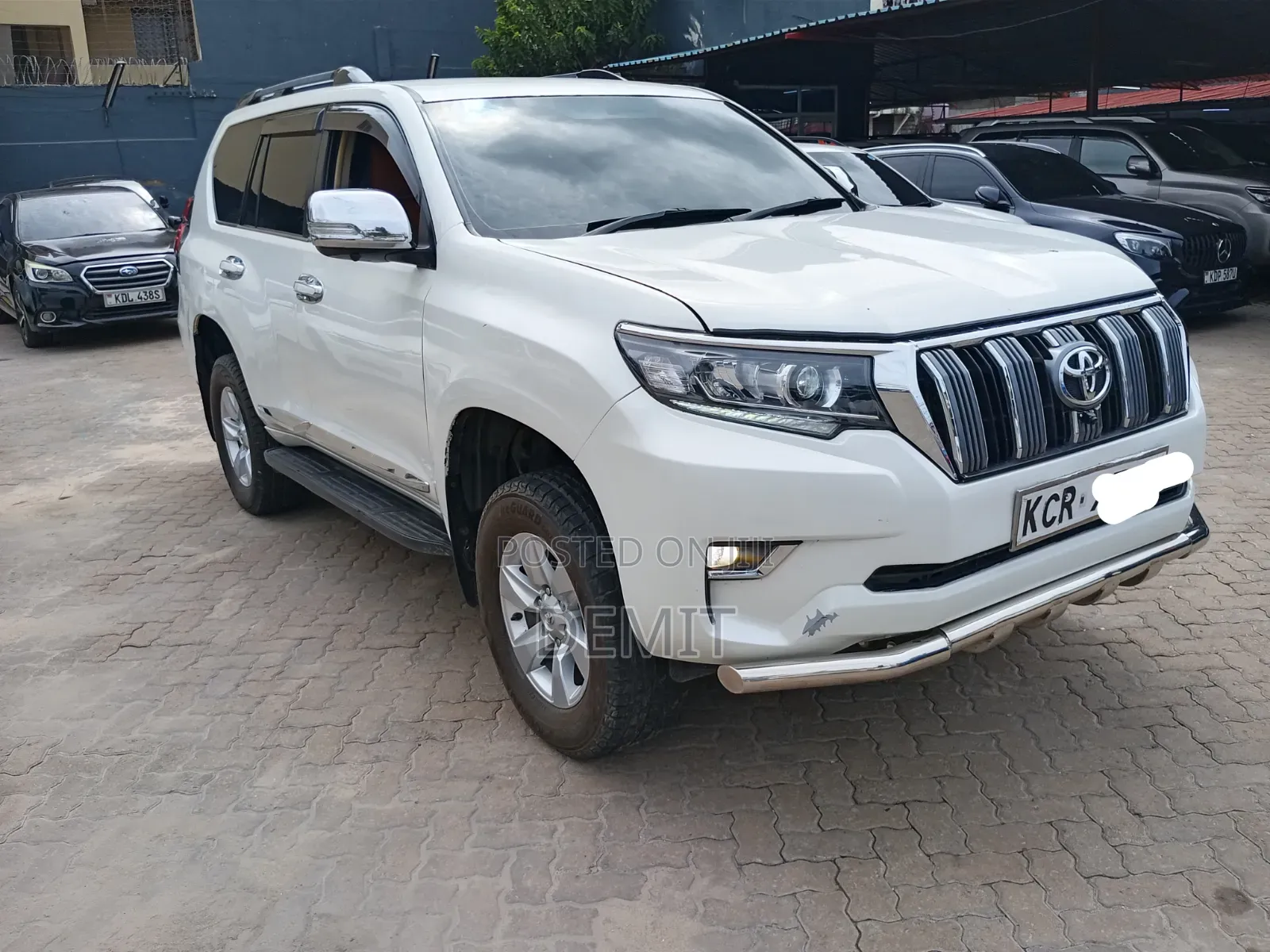 Toyota Land Cruiser Prado 2.7 i 2010 White